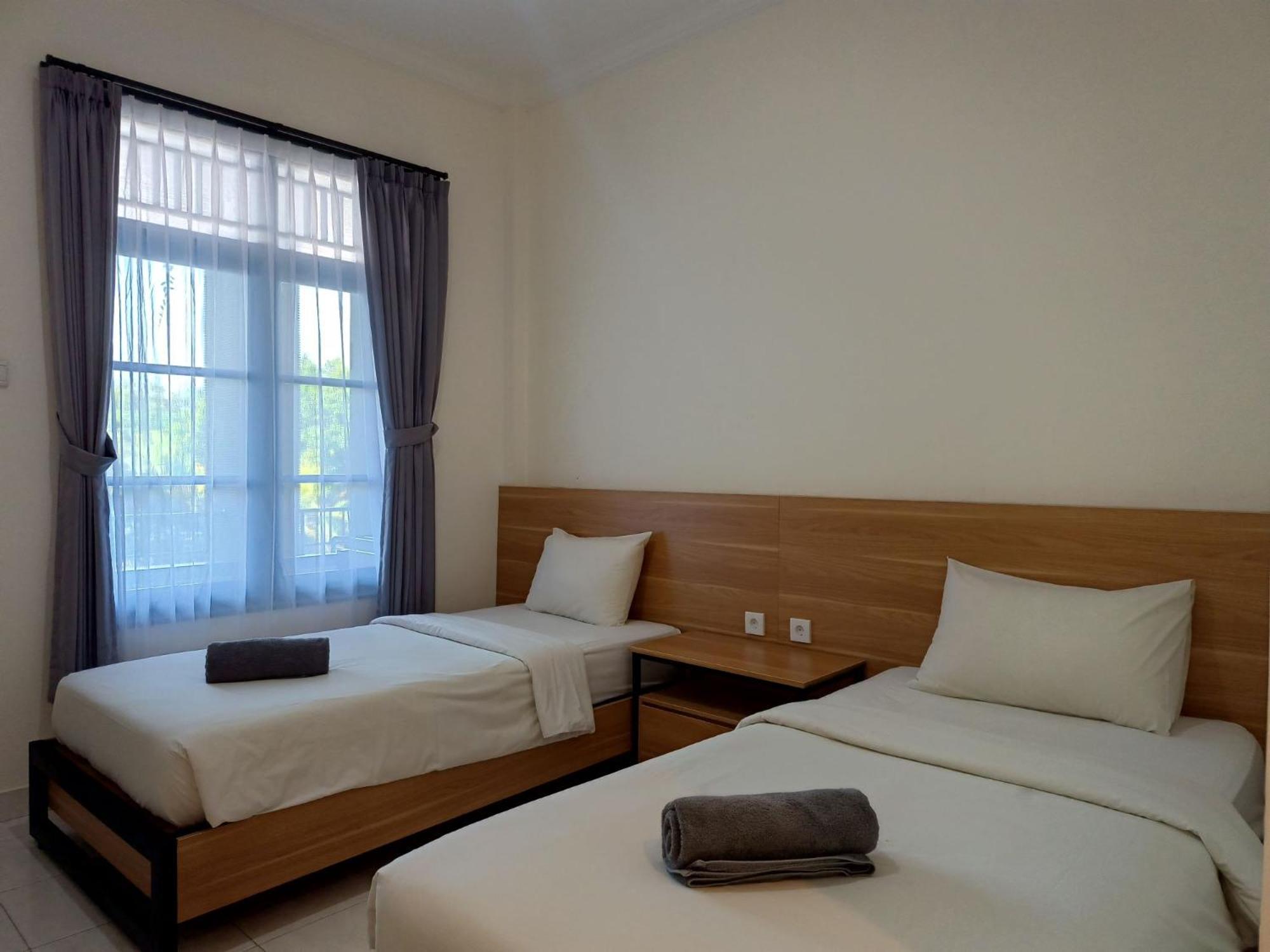 Pondok Anyar Hotel Кута Номер фото